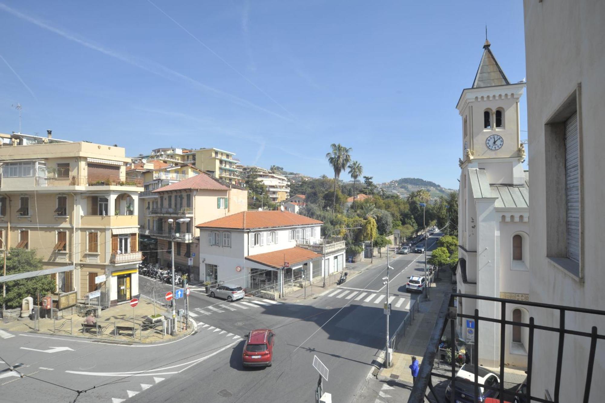 Casa Vacanza Rossella Sanremo Exterior photo